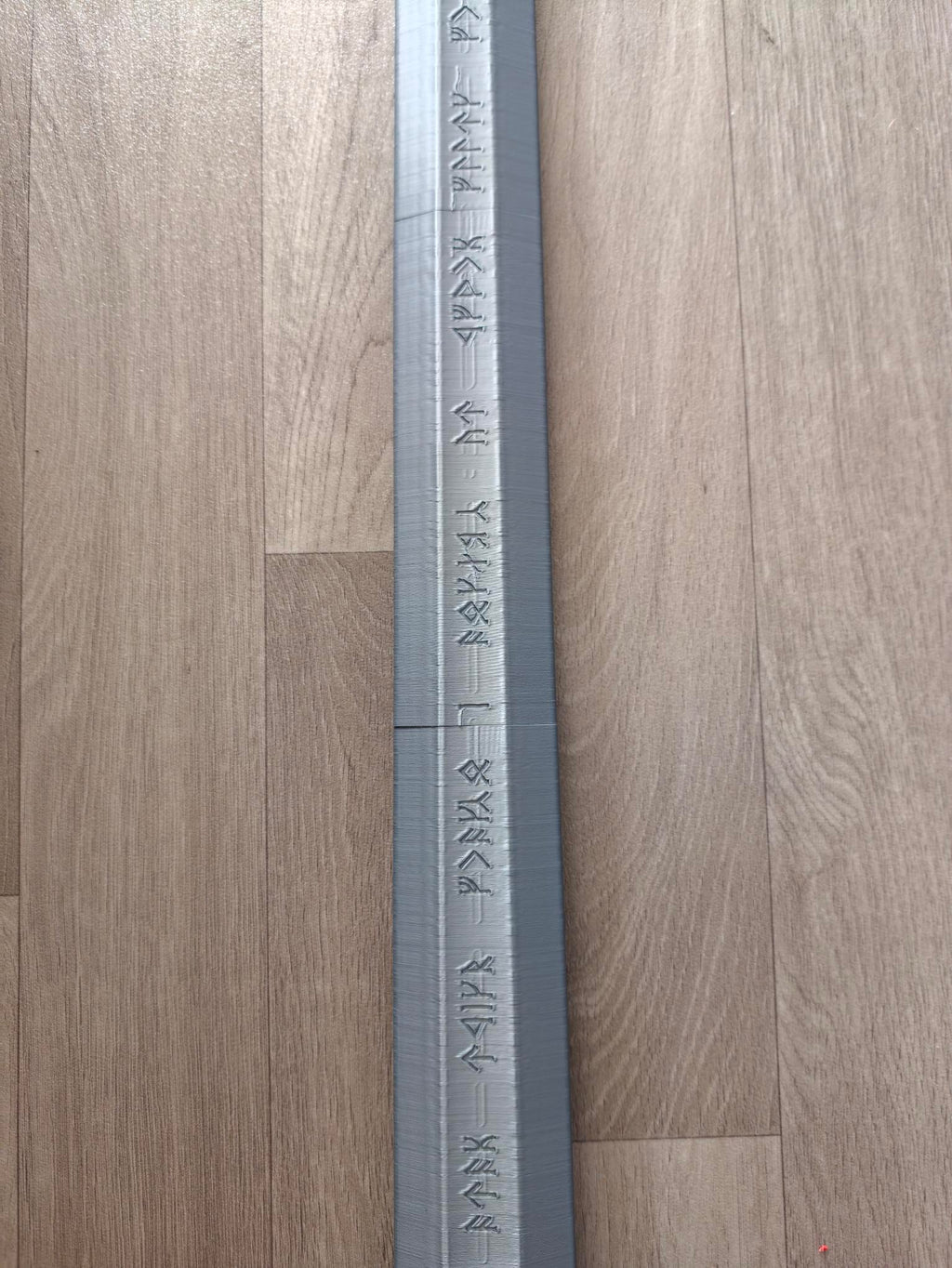 3D Printed Lord ot the Rings Andúril Sword Kit – Screw Assembly – Full Colour -