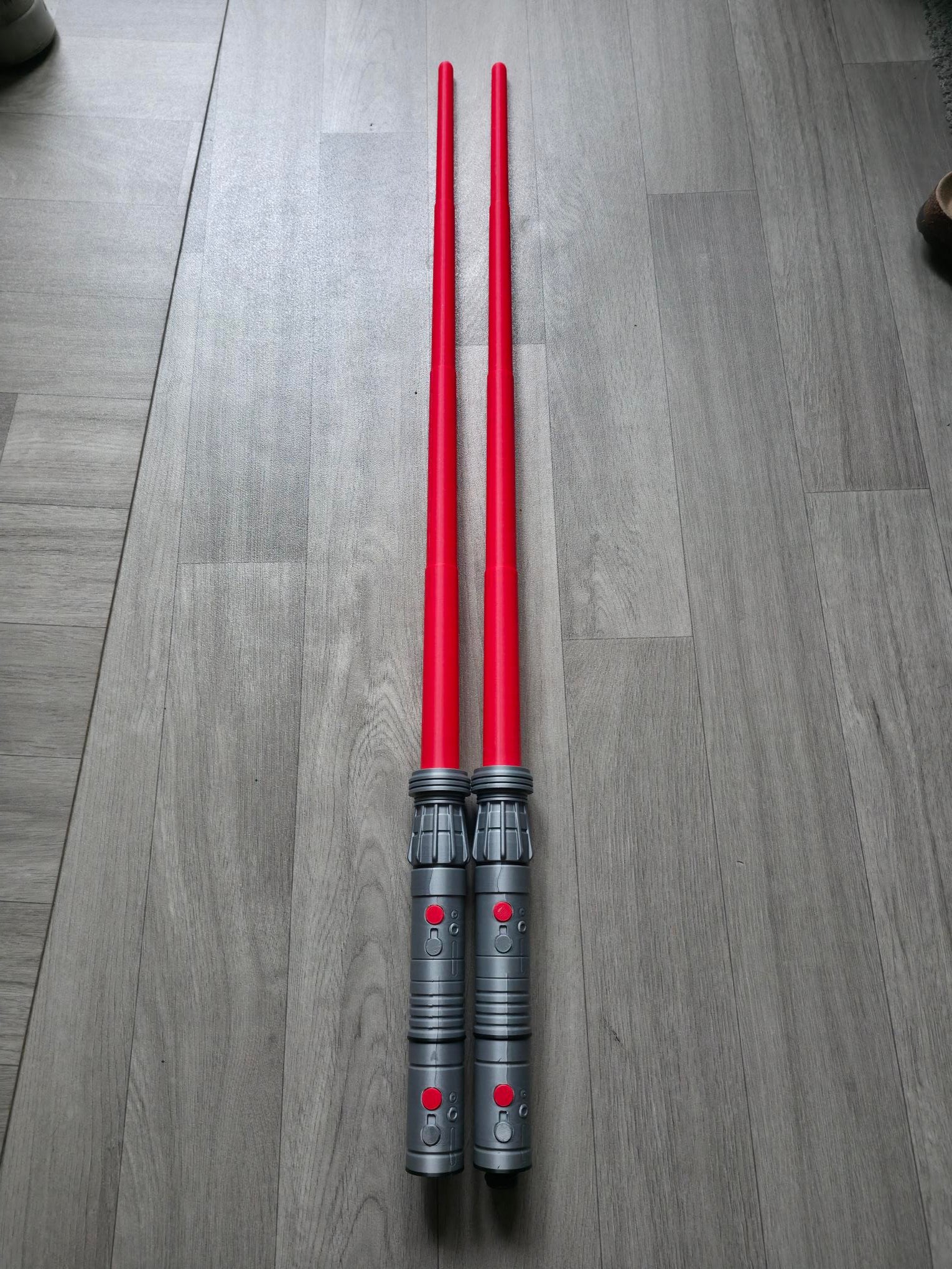 3D Printed Star Wars Darth Maul Inspired Flick Out Lightsaber Episode 1